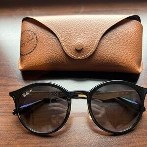 Emma Ray-Ban Polarized Black Classic Round Sunglasses